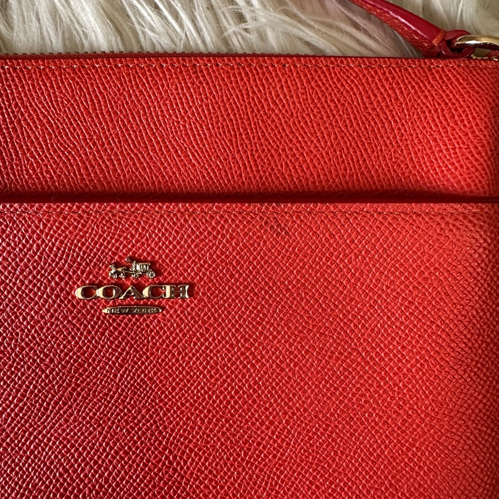 Coach Kitt Messenger Crossgrain Leather Crossbody Bag - Picture 5 of 15